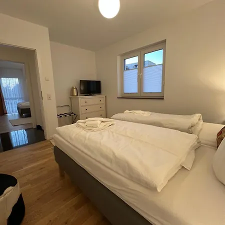 Gaestehaus Ferdinand Zwickau-werdau فيلة *